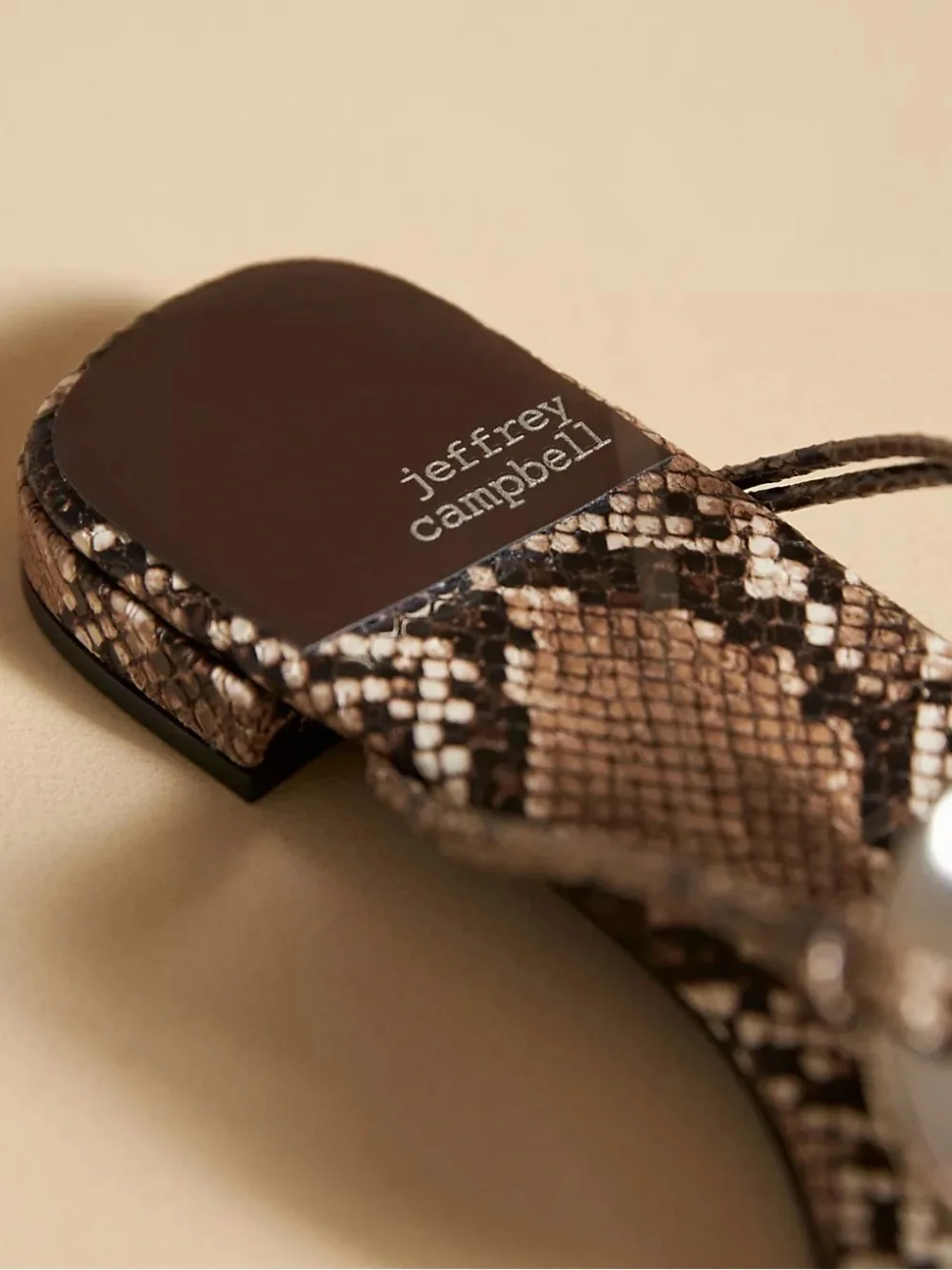 New Anthropologie Jeffrey Campbell Chance-it Sandal Snake Print Silver Disc SZ 9